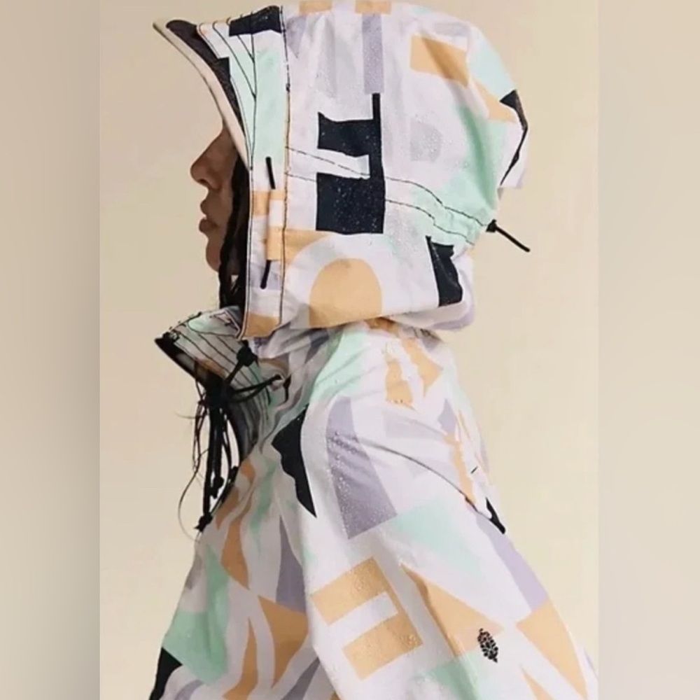 FP Movement Singin In The Rain Printed Packable Jacket - Picture 4 of 15
